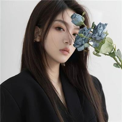 八旬老翁守国门世界逼我做歌神